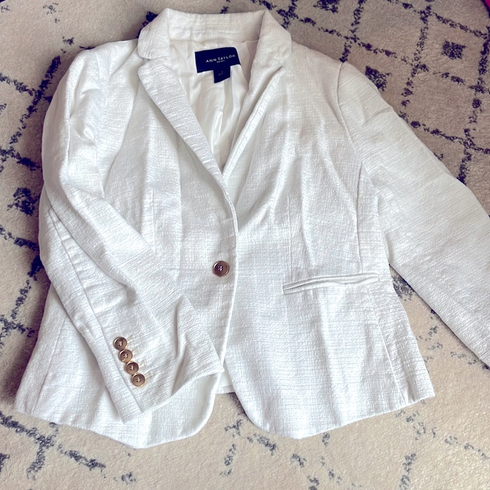 Ann Taylor white and gold suit jacket